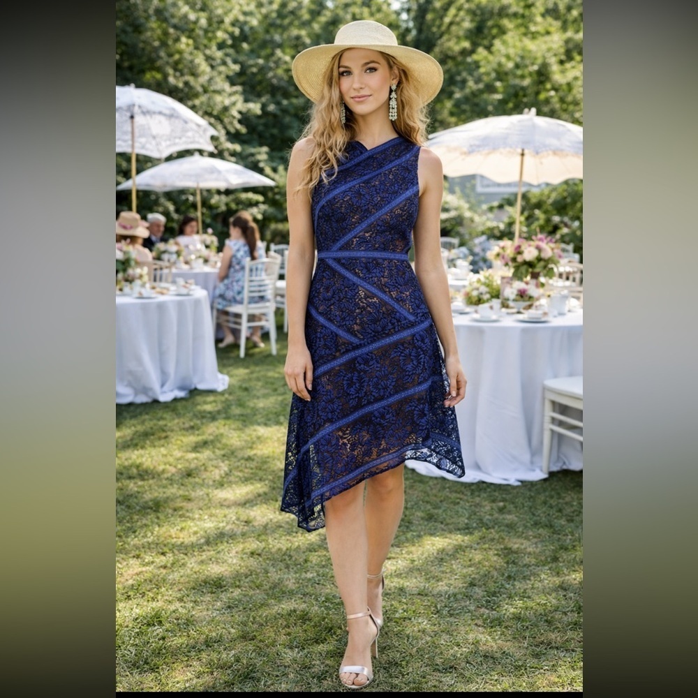 BCBG MAXAZRIA Blue Lace Asymmetrical Sleeveless Dress size 0.